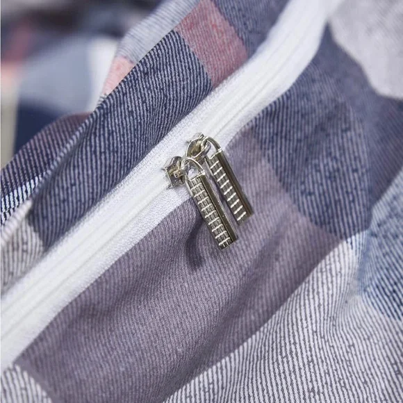 Plaid Navy and White Duvet - Picture 2 of 2